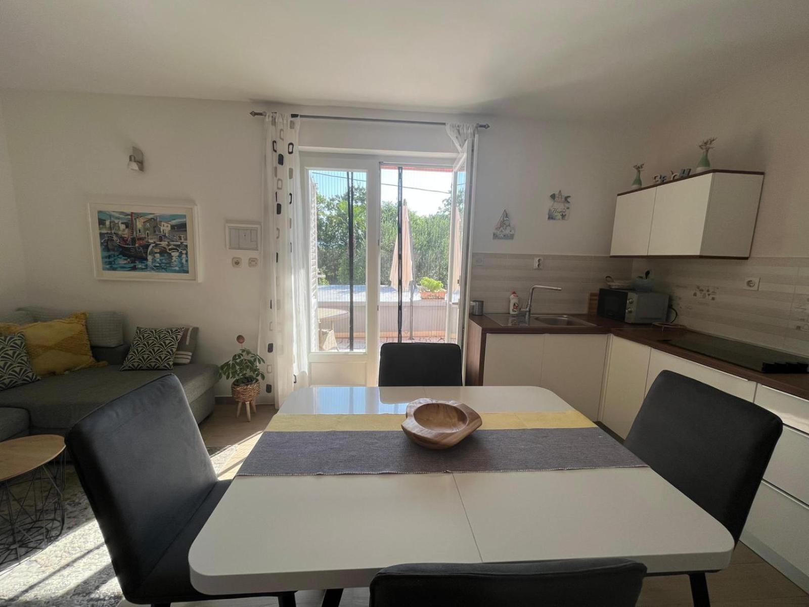 Apartmani Anica 리시카 외부 사진